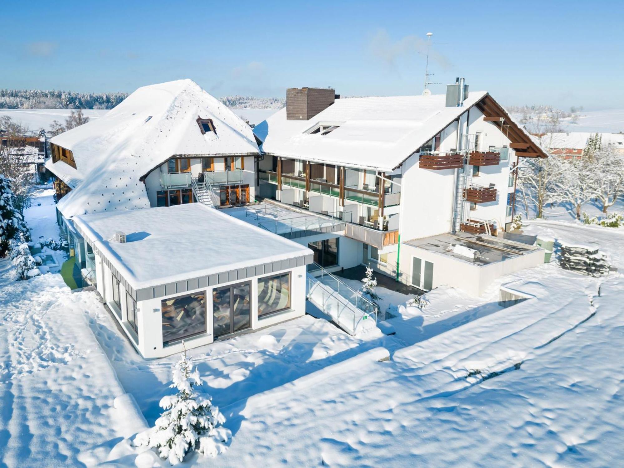 Wellnesshotel Sonnenhof & Sonnhalde Илинген-Биркендорф Экстерьер фото
