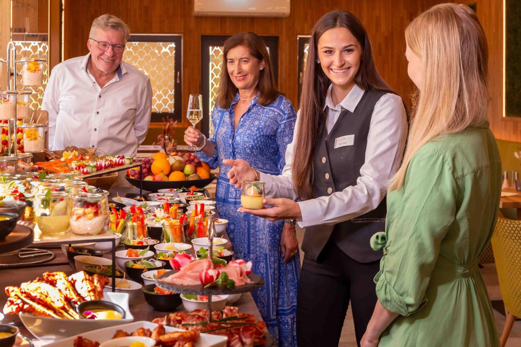 Wellnesshotel Sonnenhof & Sonnhalde Илинген-Биркендорф Экстерьер фото