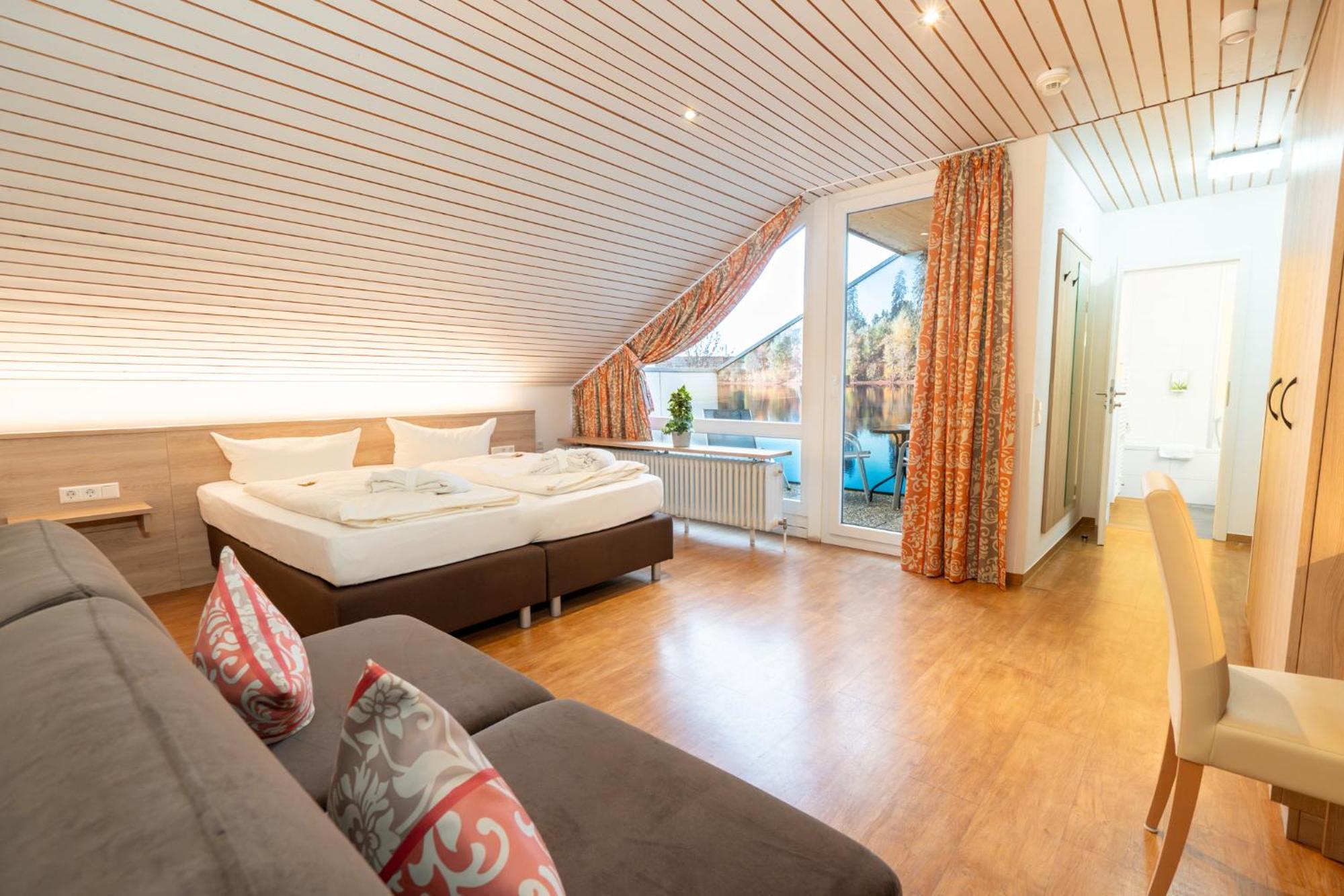 Wellnesshotel Sonnenhof & Sonnhalde Илинген-Биркендорф Экстерьер фото