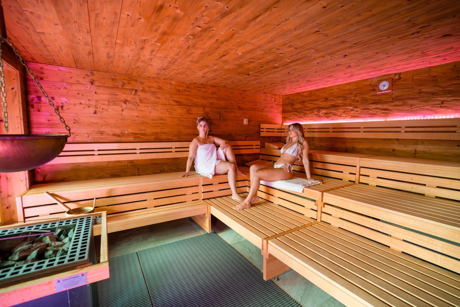 Wellnesshotel Sonnenhof & Sonnhalde Илинген-Биркендорф Экстерьер фото